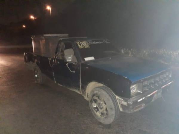 El congelador donde hallaron los cadáveres estaba sobre un pick-up.