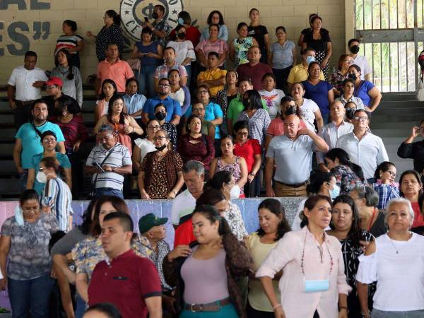 La asamblea informativa se realizó en el Instituto Central.