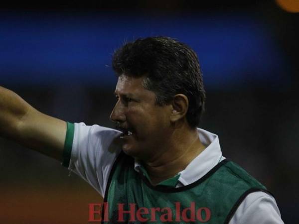 Mauro Reyes, salió muy molesto con el trabajo de Raúl Castro en el duelo ante Honduras Progreso. (Foto: EL HERALDO)