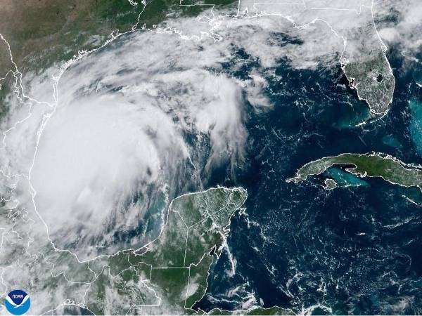 Francine se formó en el Golfo de México como tormenta tropical y se convirtió en huracán a medida avanzaba hacia Estados Unidos.