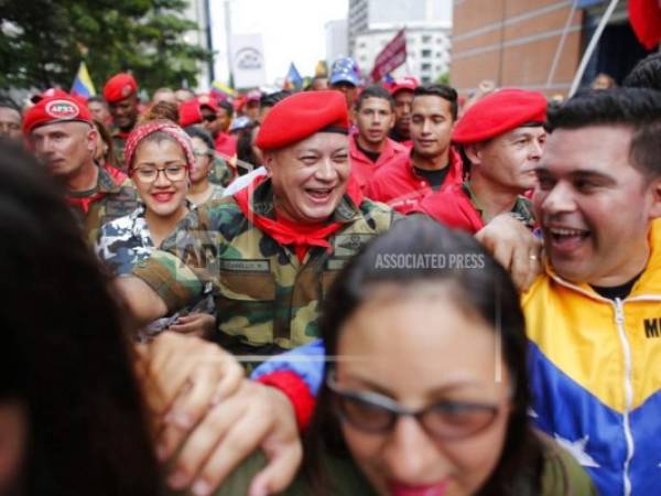 Diosdado Cabello, de 55 años, dirigirá la Constituyente, que se instaló en agosto de 2017, está a cargo de reescribir la carta magna, que no es reconocida por los gobiernos de Estados Unidos, Europa y numerosos países. (Foto: AP)