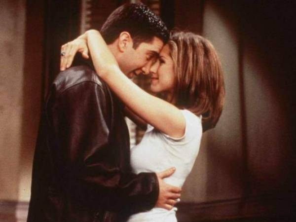 Ross y Rachel se robaron los suspiros de miles de seguidores con su amor imposible en la serie.