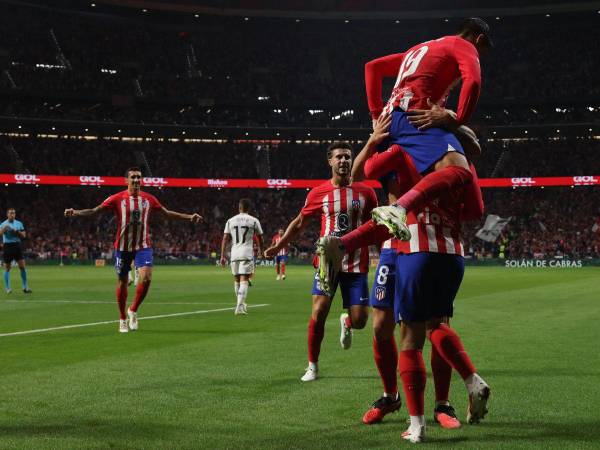 Álvaro Morata repitió la fórmula del primer gol y con un soberbio cabezazo puso el 3-1 en la primera jugada del segundo tiempo.