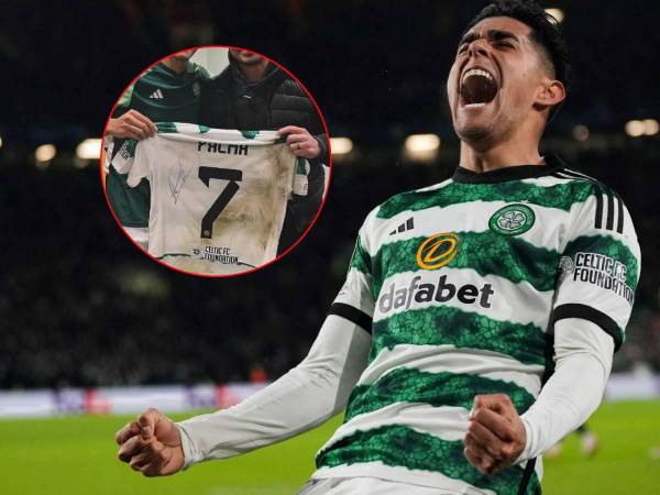 El jugador hondureño Luis Palma marcó su segundo tanto en Champions League con el Celtic de Escocia y tras finalizar tuvo el bonito gesto de regalarle la camisa Roger Espinoza