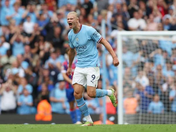 Erling Haaland celebra el resultado de su equipo.