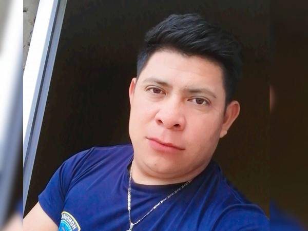 Héctor Benjamín López Vásquez era agente de policía y murió en las últimas horas en un fuerte accidente vial cuando transitaba por la carretera CA-5, a la altura de Comayagua. Aquí los detalles.