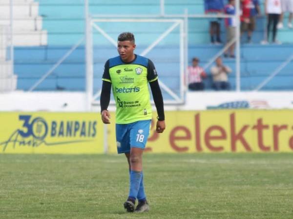 El pequeño gigante de los Potros no dejó nunca de sonreír cuando se referió al gol que metió ante el León.