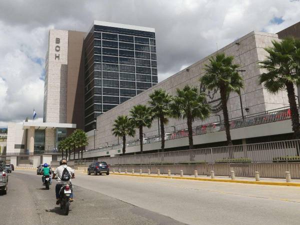 El Banco Central es la institución pública de Honduras que paga los mejores salarios.