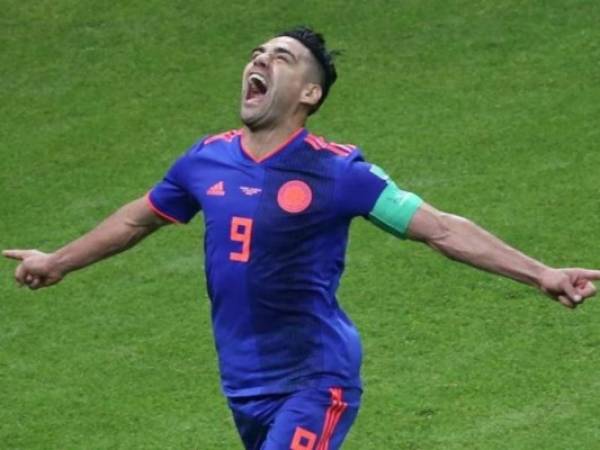 Falcao, de 34 años, viene de protagonizar una hazaña en el partido contra Chile. Entró al juego en los minutos finales y empató el marcador 2-2 con un tanto agónico que evitó la derrota de los colombianos y le significó ubicarse en la parte alta de la tabla de clasificación. Foto: AFP