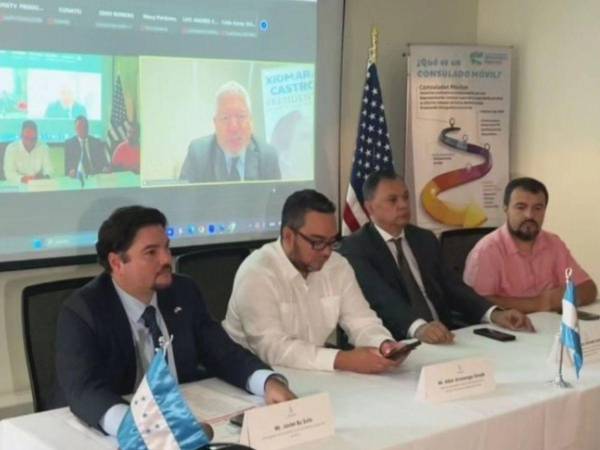 Desde la Embajada de Honduras en Washington, la noticia fue anunciada por Antonio García, vicecanciller junto a Allan Alvarenga, director de Migración; Óscar Rivera, comisionado RNP; Javier Bu, embajador hondureño y, vía zoom el canciller Eduardo Enrique Reina.