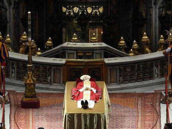 Benedicto XVI pronunció sus últimas palabras en italiano.