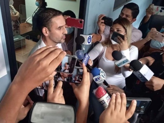 Ernesto Muyshondt, exalcalde de San Salvador, anunció una huelga de hambre. Foto: Telenoticias21 GMV.