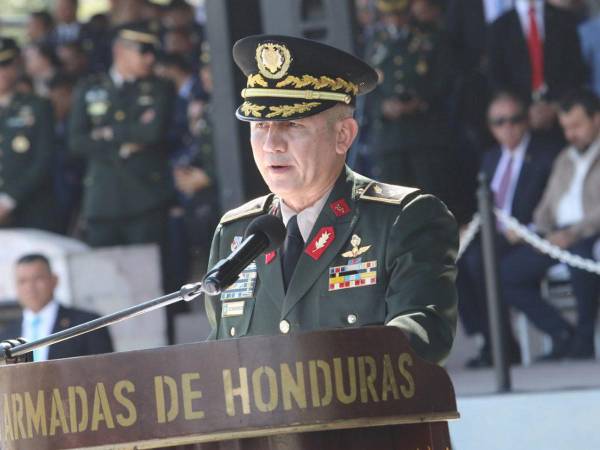 La ceremonia de traspaso de mando de la nueva Junta de Comandantes se desarrolló este día en Campo Parada Marte.