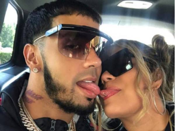 Karol G y Anuel AA se conocieron cuando grababan el tema 'Culpables'. Foto: Instagram