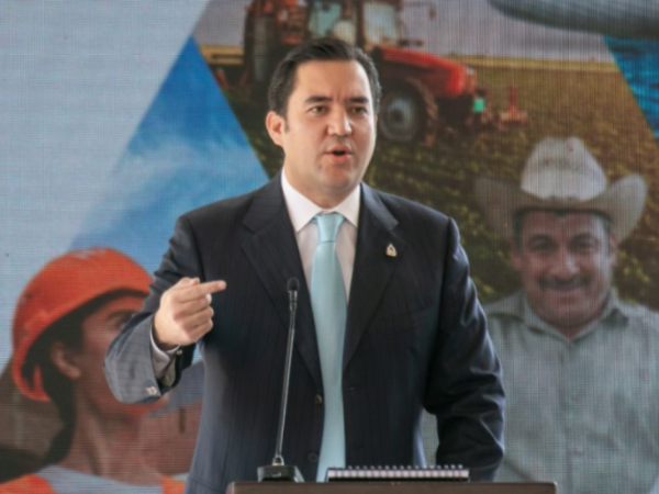 El proyecto es de suma importancia debido al objetivo de ampliación de capacidad de los puertos en Honduras, según Zelaya.