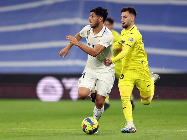 Alex Baena durante un partido contra el Real Madrid.