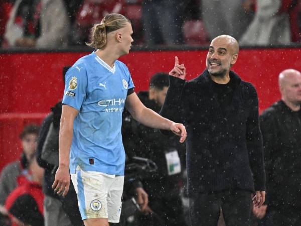 Haaland se marcó tremendo doblete y asistencia de cara al derbi de Manchester.