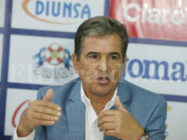 Jorge Luis Pinto participará en su tercera Copa Uncaf como entrenador (Foto: EL HERALDO Honduras / Deportes EL HERALDO)