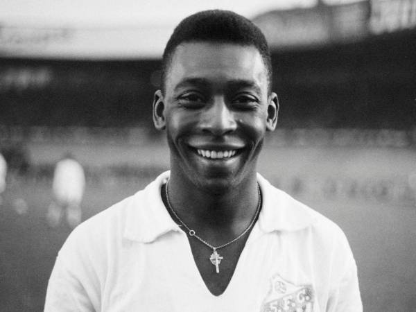 De forma inesperada, Pelé fue el nombre que terminó inmortalizando la leyenda de Edson Arantes do Nascimento en la historia del fútbol.