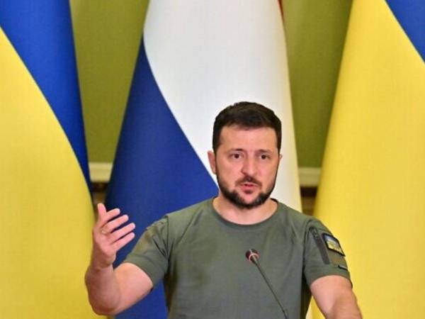 El presidente ucraniano, Volodimir Zelenski, regresó este lunes a Kiev tras una gira por varios países europeos.