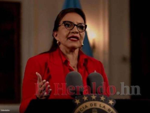 Presidenta de Honduras, Xiomara Castro, llama a su bancada para dialogar.