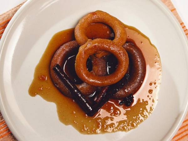 Las rosquillas en miel son el postre hondureño predilecto por excelencia.