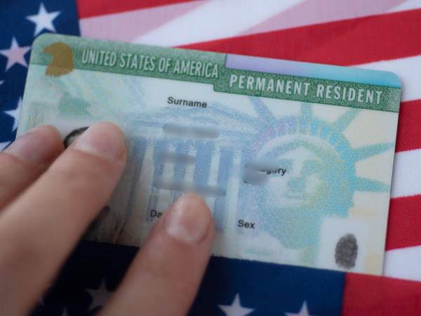 Los interesados en solicitar una “Green Card o tarjeta verde” deberán enfrentarse a las nuevas modificaciones del Servicio de Ciudadanía e Inmigración (USCIS).