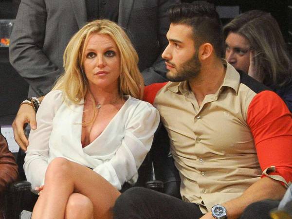 Spears y Asghari se casaron en junio del año pasado después de comprometerse en septiembre de 2021.