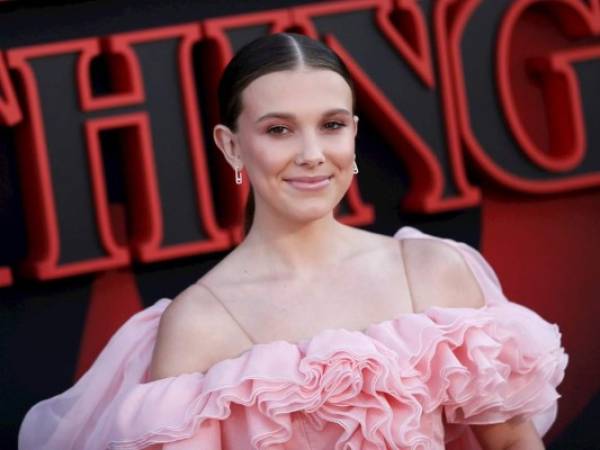 Millie Bobby Brown, de 15 años, es conocida por interpretar a 'Eleven' en 'Stranger Things', que recientemente estrenó su tercera temporada, y ya en el cine ha formado parte de la película 'Godzilla: rey de los monstruos'. Fotos: Agencia EFE.