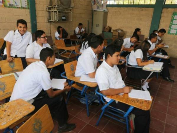 La disciplina es una caracteristíca que sobresale en los alumnos del centro educativo. Foto: David Romero/ EL HERALDO.