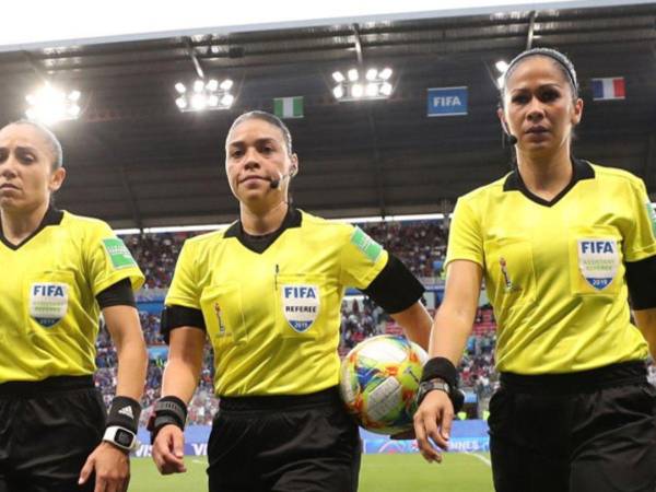 Melissa y Shirley arbitraron en el duelo Argentina-Italia del pasado 24 de julio.