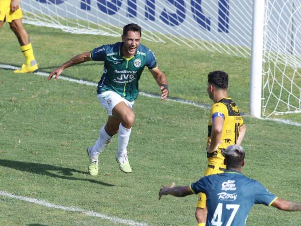 Gorga destacó que este gol ha sido el más bonito de su carrera como futbolista y mencionó como sintió el calor que hubo esta tarde en la ciudad Industrial.