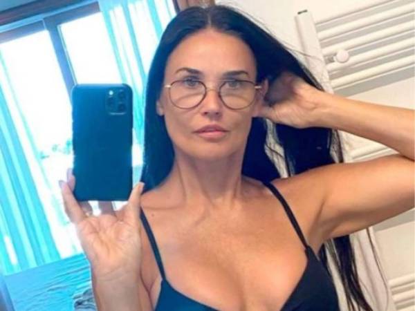 Demi Moore le gusta compartir fotografías de ella al 'natural'. Foto: Instagram