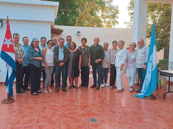 La brigada cubana llegó a Honduras para fortalecer convenios.