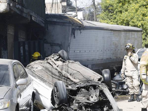 El motorista desde el sábado se encuentra desaparecido, cuando huyó tras el fatal percance.