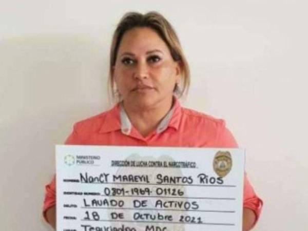 Santos fue detenida el 18 de octubre de 2021 acusada de lavado de activos.