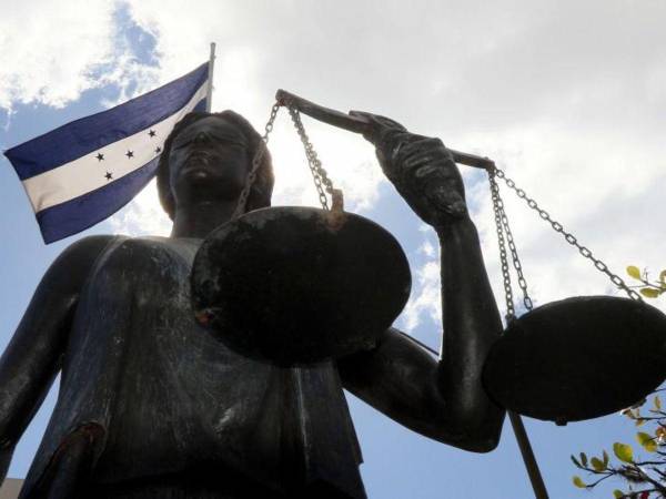 Los magistrados de la Corte Suprema de Justicia se eligen cada siete años en Honduras.