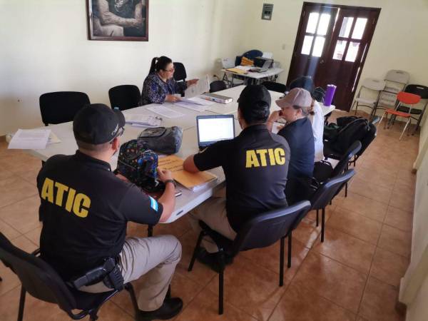 Una denuncia por presuntos actos irregulares en la municipalidad de Gracias, Lempira fue documentada este martes -21 de febrero- por la Agencia Técnica de Investigación Criminal (ATIC)