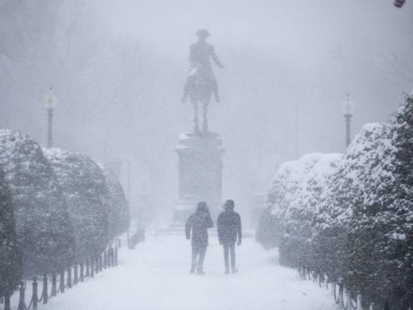 La tormenta llega después de otra similar que cubrió de nieve hace dos semanas gran parte del este de Norteamérica, desde Georgia hasta Canadá.