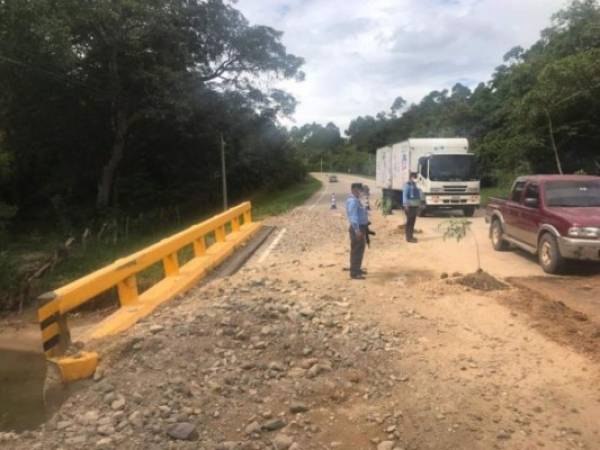 La Policía Nacional mantiene constante vigilancia en las carreteras.