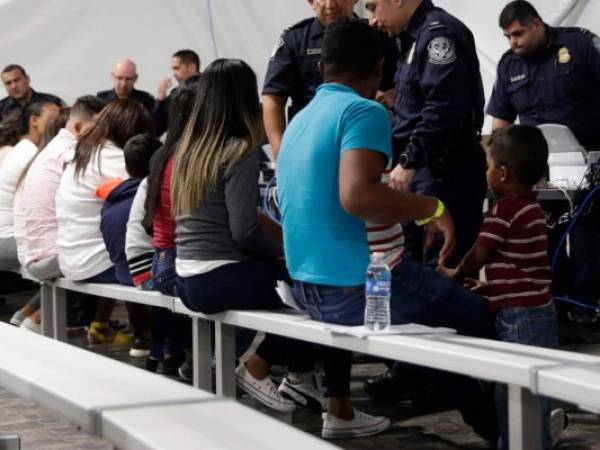 El Instituto Nacional de Migración confirmó que podrían estar enviando grupos de 30 personas. Foto AP