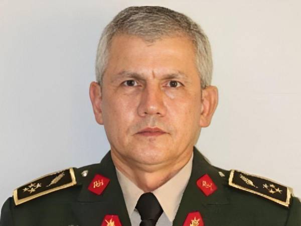 El General de Brigada Roosevelt Hernández Aguilar fue designado como el nuevo Jefe del Estado Mayor Conjunto de las Fuerzas Armadas de Honduras.