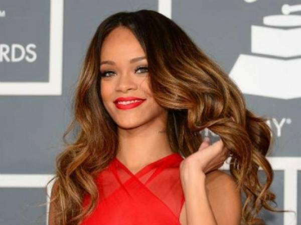 Rihanna es una reconocida cantante, compositora, modelo, bailarina, actriz, etc. De nacionalidad barbadense y estadounidense. (Foto: AFP)