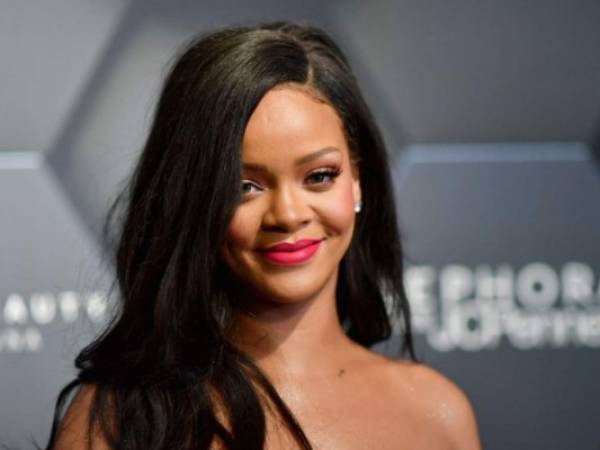 La cantante, actríz, modelo y artista Rihanna. (Foto: AFP)