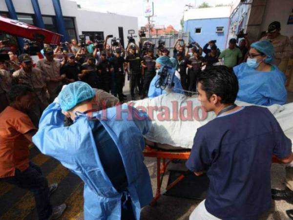 Tres bomberos fueron trasladados a México para ser atendidos por fuertes graves quemaduras. Foto: EL HERALDO