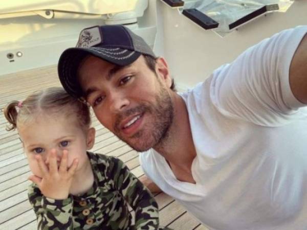 Al parecer Iglesias atraviesa una de las etapas más gratificantes, la de la paternidad. Foto: enriqueiglesias/ Instagram