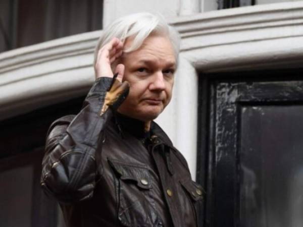 Assange y WikiLeaks se hicieron famosos en 2010 a raíz de la publicación de unos 700,000 documentos militares y diplomáticos confidenciales que pusieron a Estados Unidos en más de un aprieto. Foto: AFP