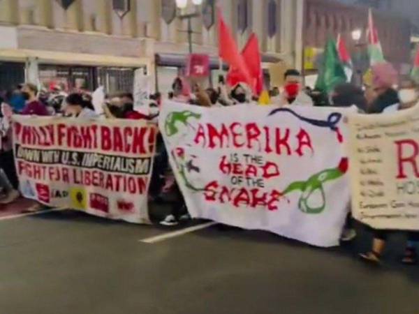 Las personas de la manifestación expresaron que sin importar quien quede en la presidencia, Estados Unidos seguirá apoyando a Israel en el conflicto en Gaza.