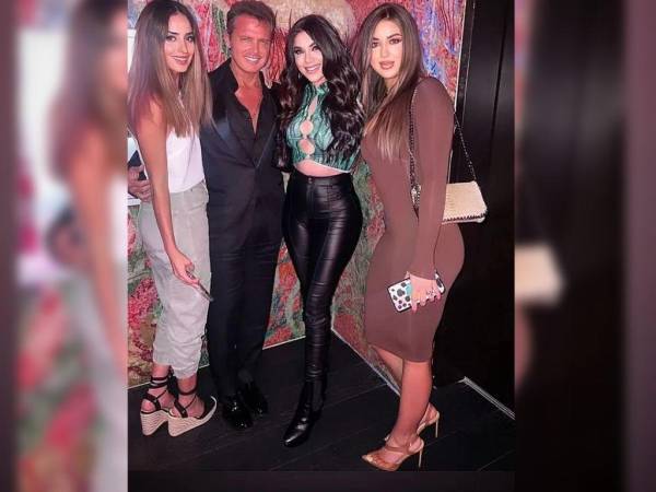 Luis Miguel junto a las influencers Agatha Sención, Naiza y Jamalat Larach.