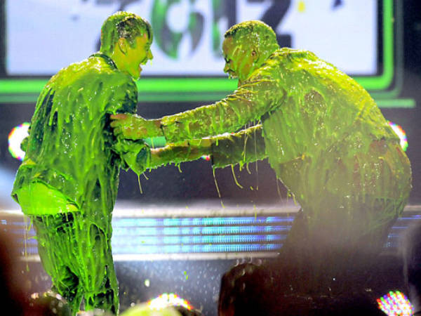 at Nickelodeon's 25th Annual Kids' Choice Awards on Saturday, March 31, 2012 in Los Angeles. (AP Photo/Chris Pizzello)